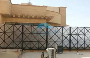 سواتر حديد مشغول