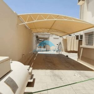 مظلات نصف دائرة