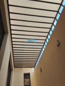 أنواع مظلات ارتداد للممرات والمنازل